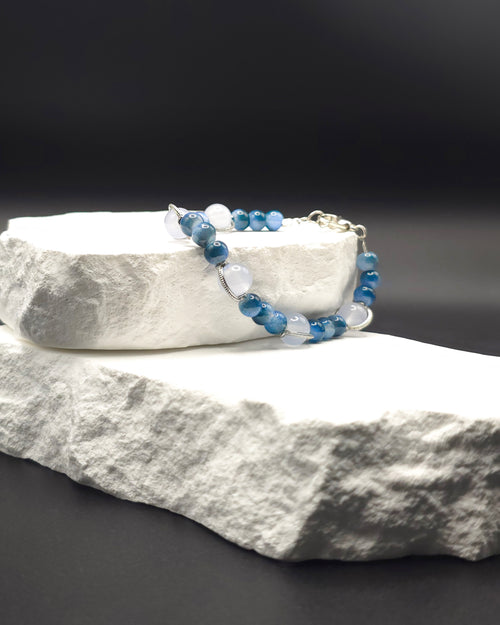 Blue and Grey Tie-Dye Beaded Bracelet