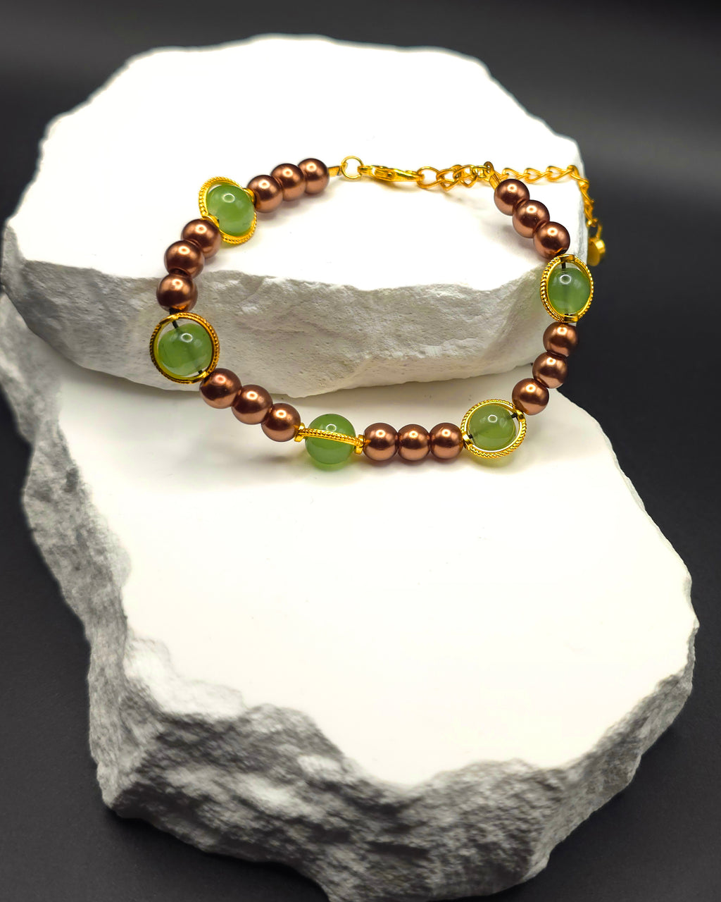 Green and Brown Glass Beaded Bracelet