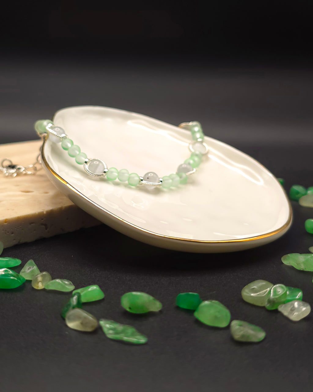 Grey and Green Glass Beaded Bracelet