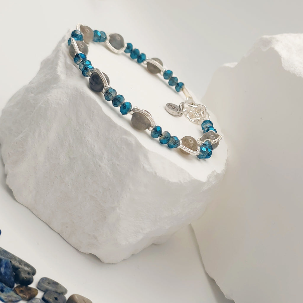 Labradorite Beaded Bracelet