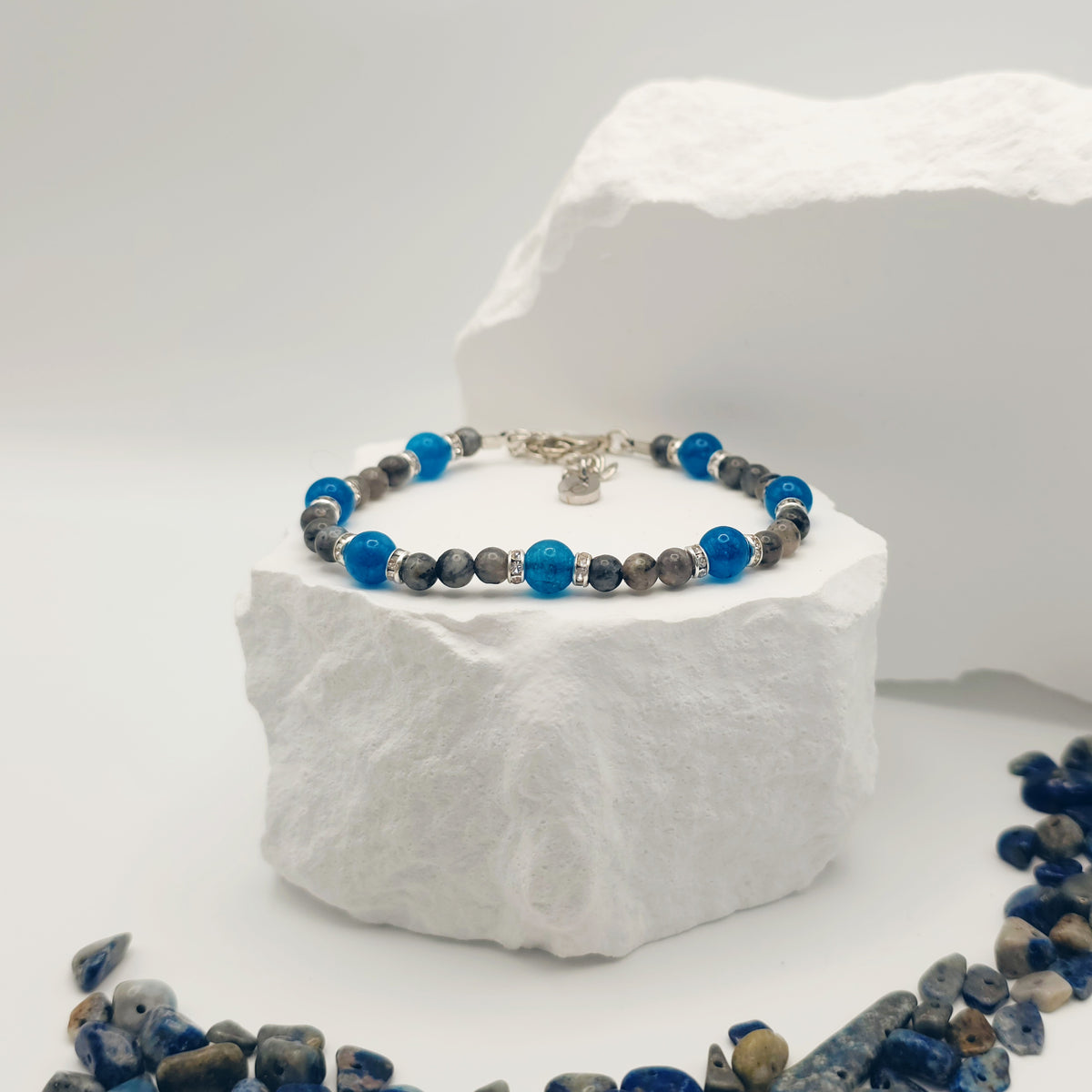 Labradorite and Sapphire Jade Beaded Bracelet [For Protective Energy]