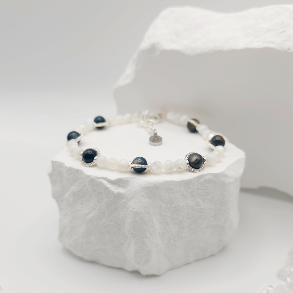 Conch And Abalone Shell Bracelet [For Insight]