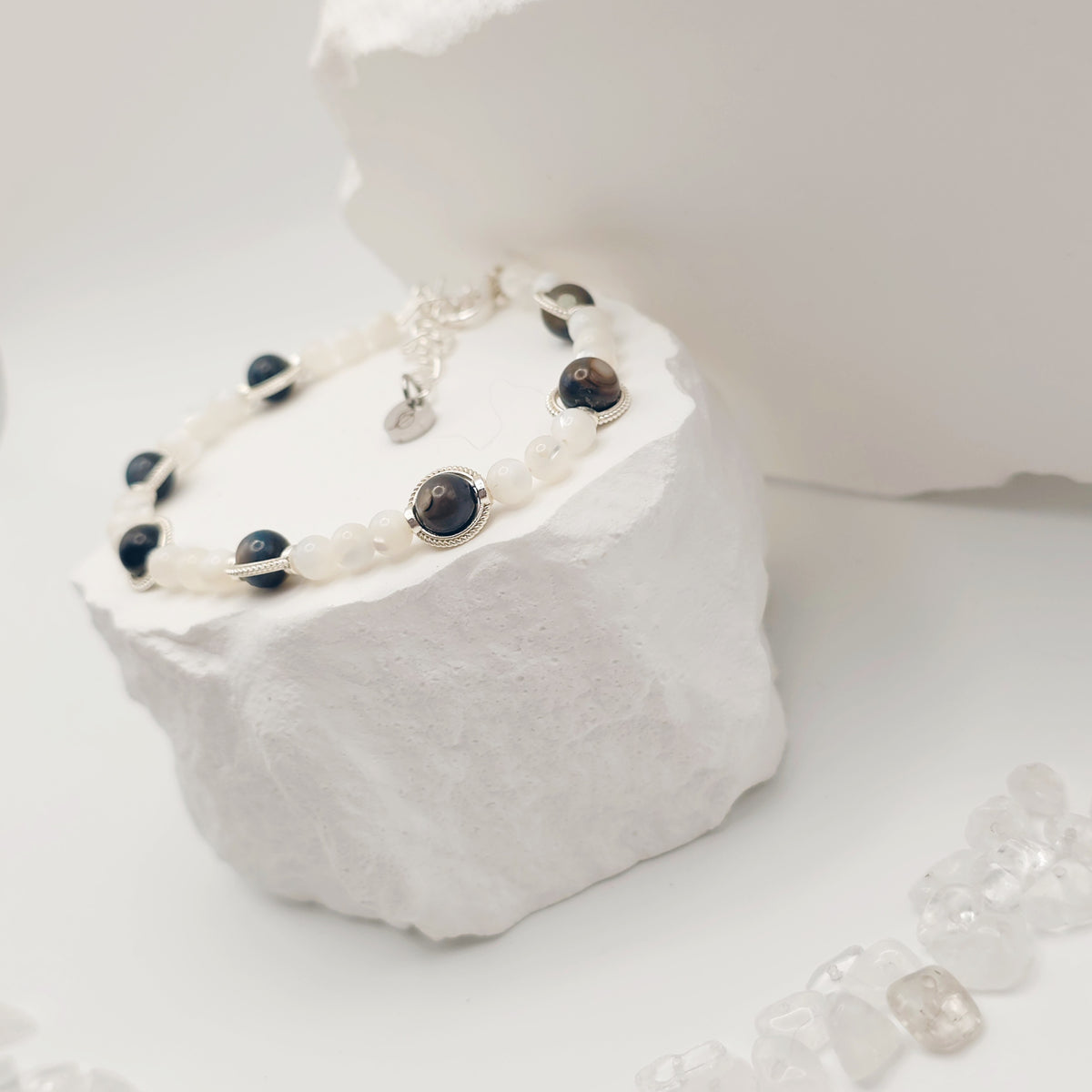 Conch And Abalone Shell Bracelet [For Insight]
