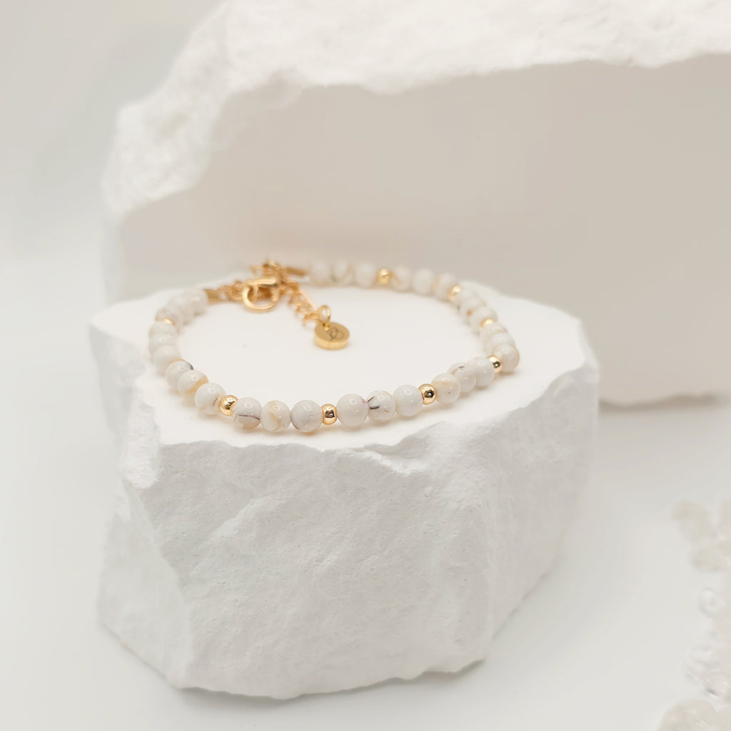 White Gold Turquoise Bracelet
